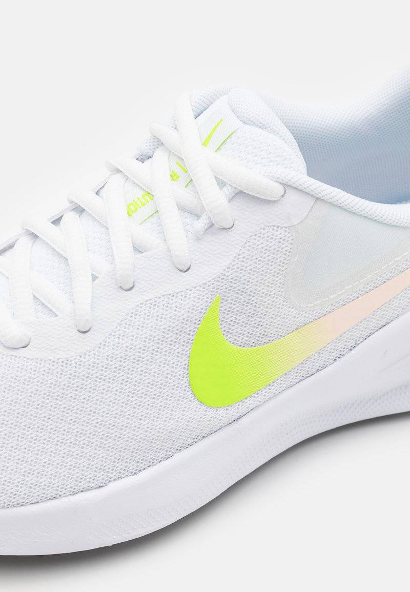 Nike Performance Nike Performance REVOLUTION 7 - Neutral running shoes Tiefpreis