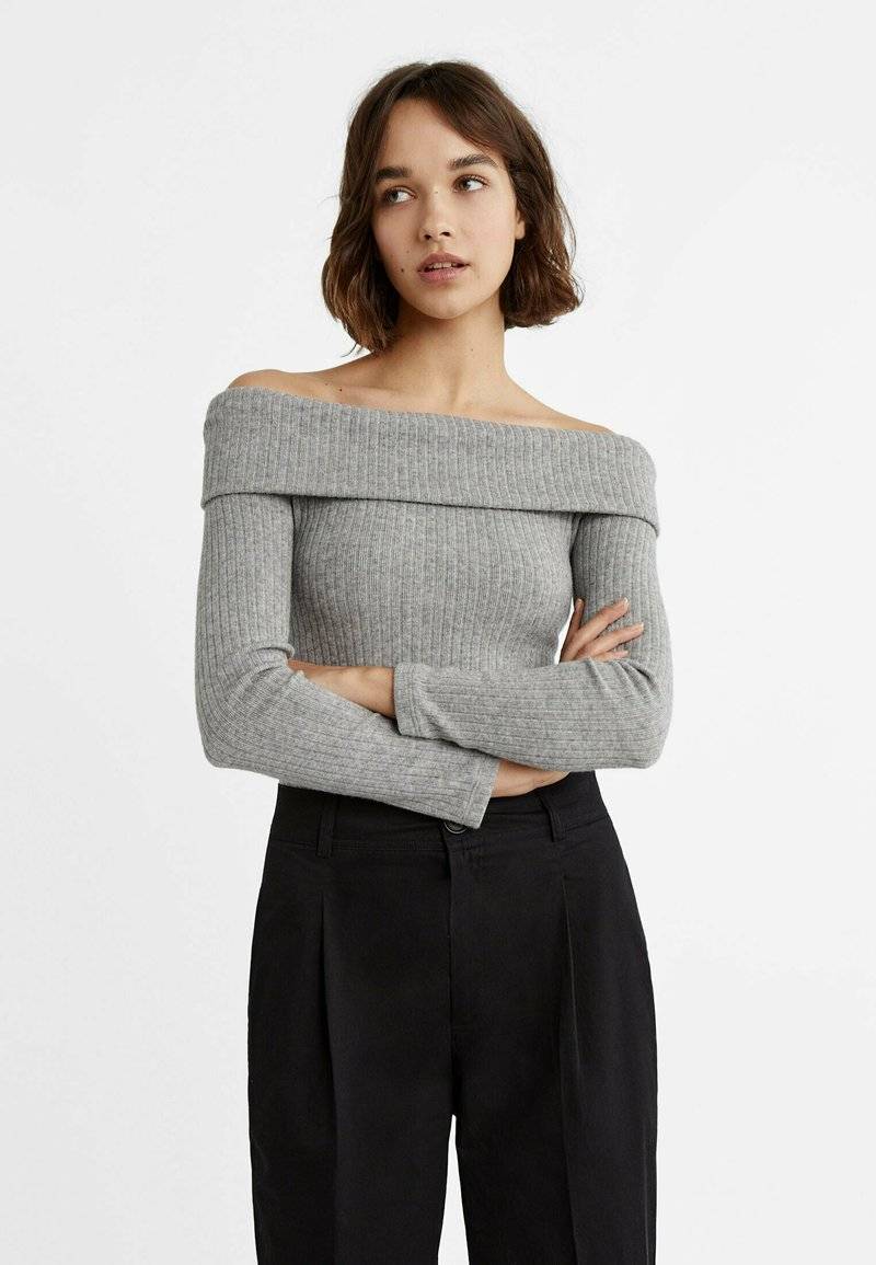 Stradivarius Stradivarius CARROT WITH DARTS DETAIL - Trousers - black Fabrikpreis