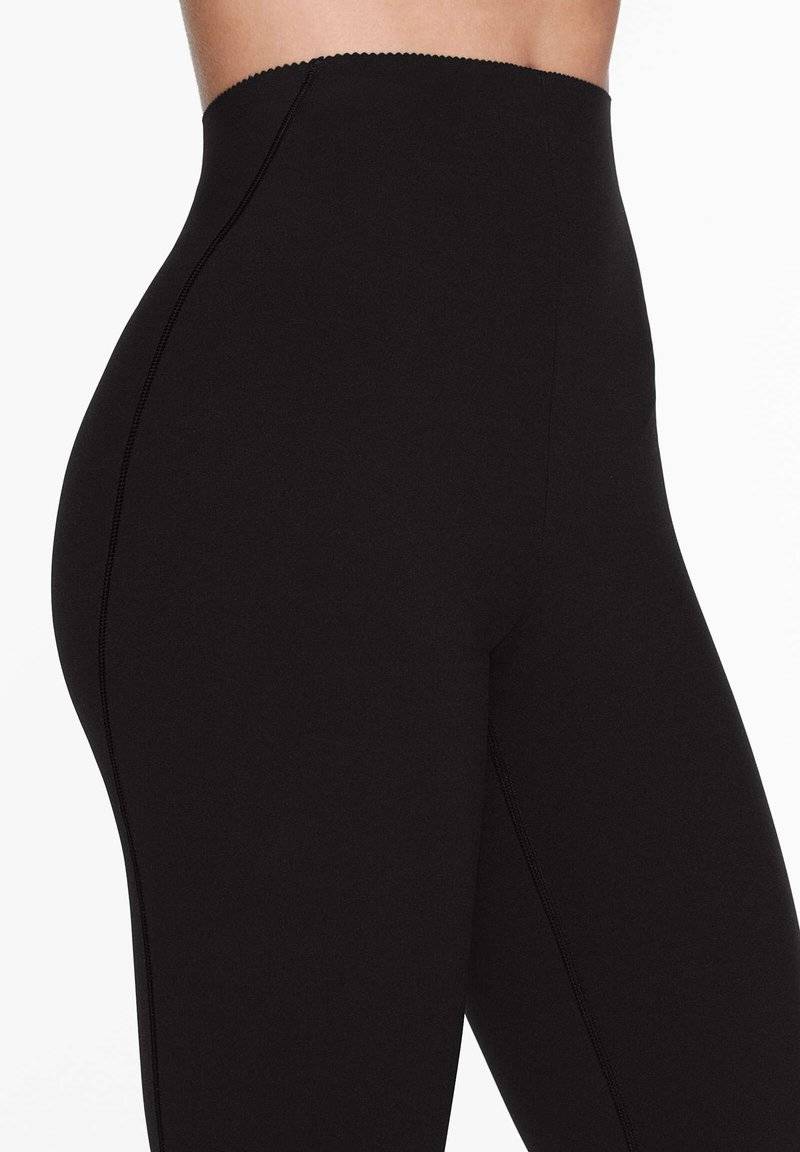 OYSHO OYSHO COMPRESSIVE WAIST CONTROL ANKLE-LENGTH - Leggings - black Neueste Mode