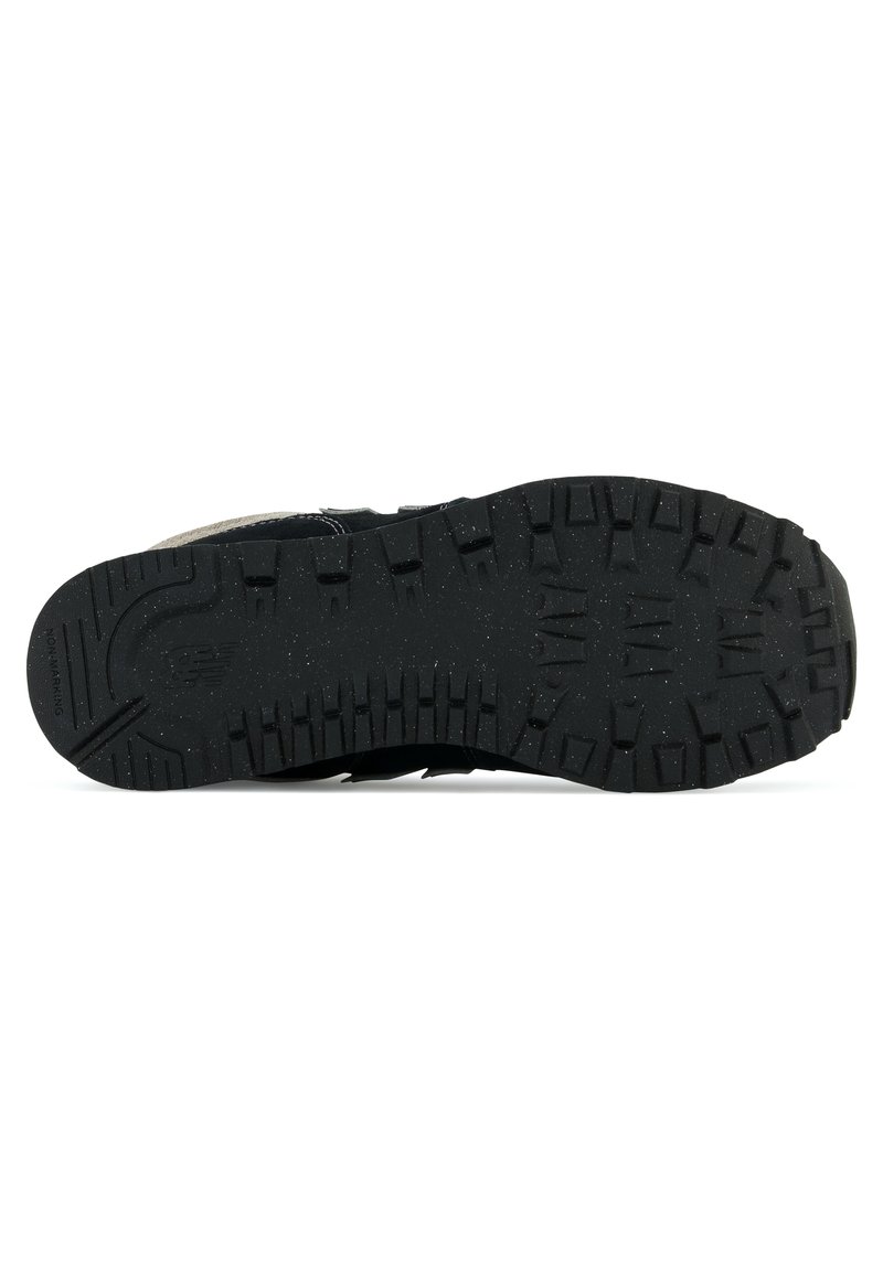 New Balance New Balance 574 UNISEX - Trainers - black white Bis zu 55% Rabatt