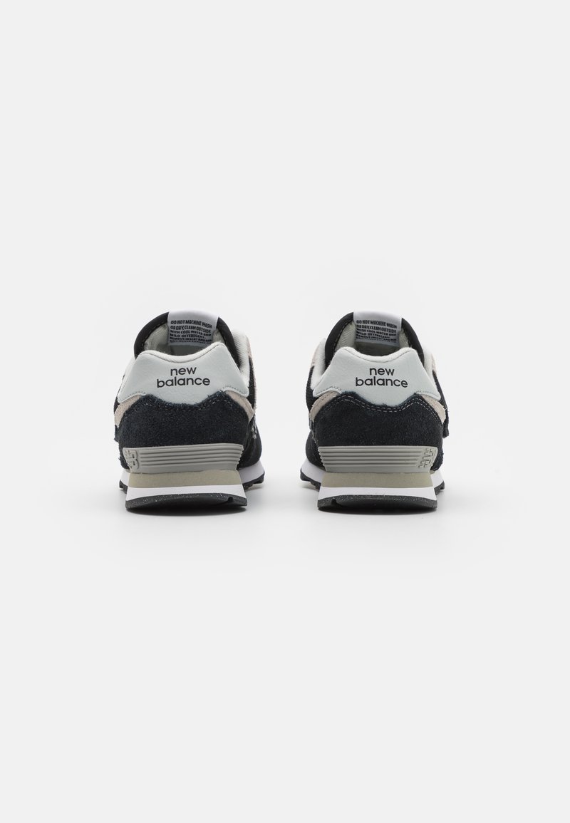 New Balance New Balance 574 UNISEX - Trainers - black Riesige Rabatte