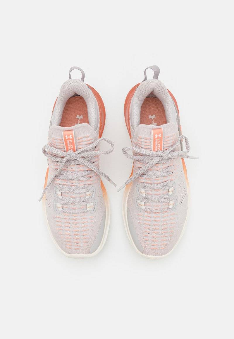 Under Armour Under Armour FLOW DYNAMIC INT EGRIT - Training shoe Kostenloser Versand