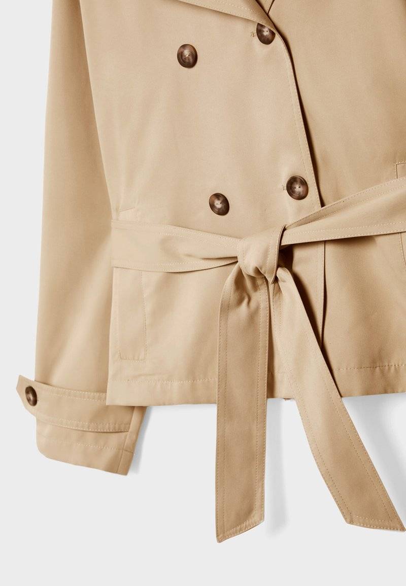 Stradivarius Stradivarius WITH BELT - Summer jacket - beige Lagerräumung