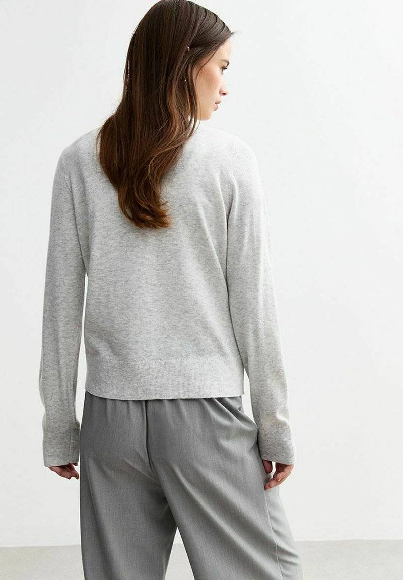 New Look New Look CREW NECK - Cardigan - pale grey Heißer Verkauf