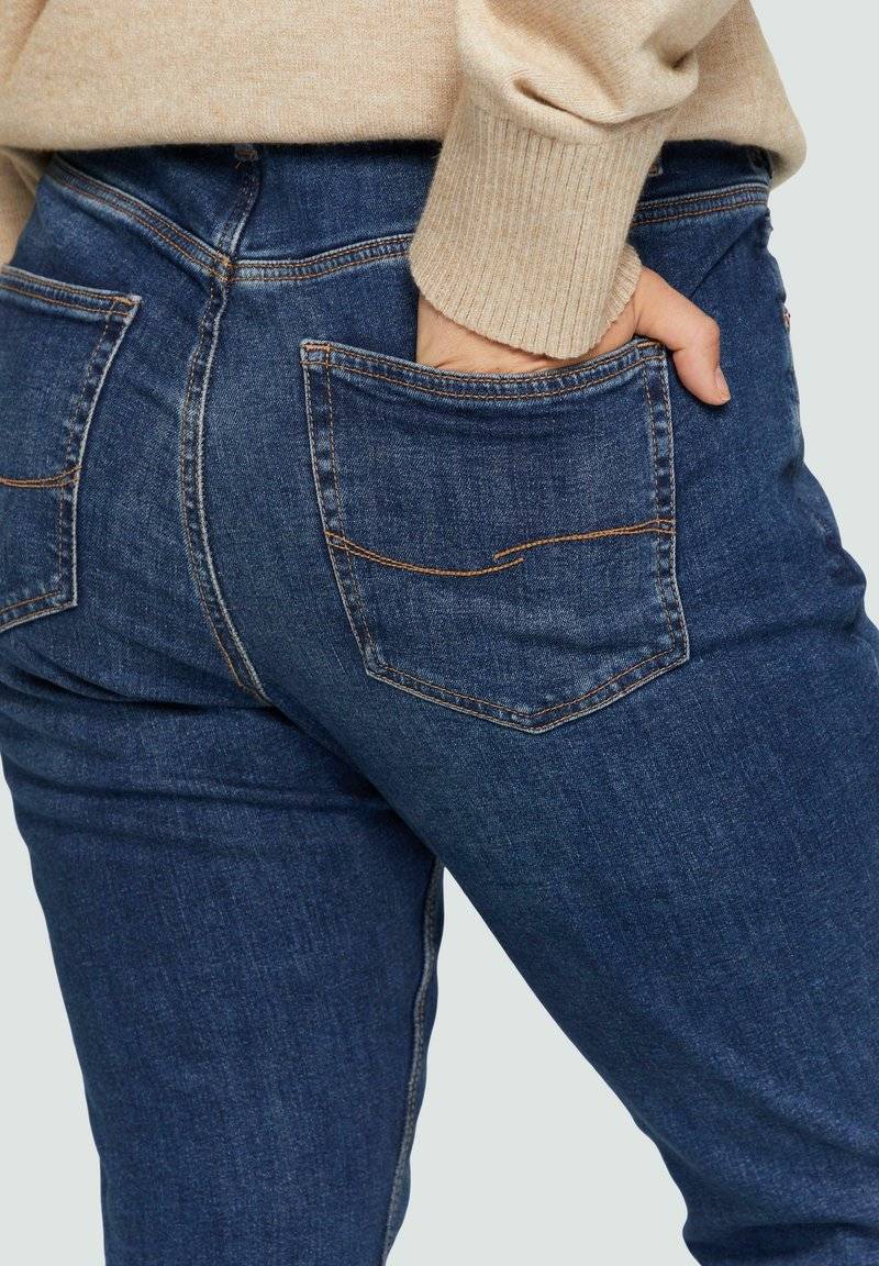 QS QS CURVY MID - Slim fit jeans - blau Online Outlet