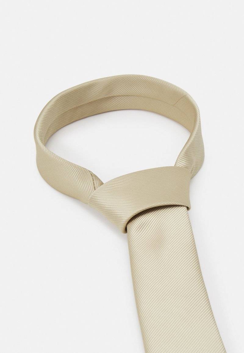 Pier One Pier One Tie - beige Kauf eins, bekomm eins gratis