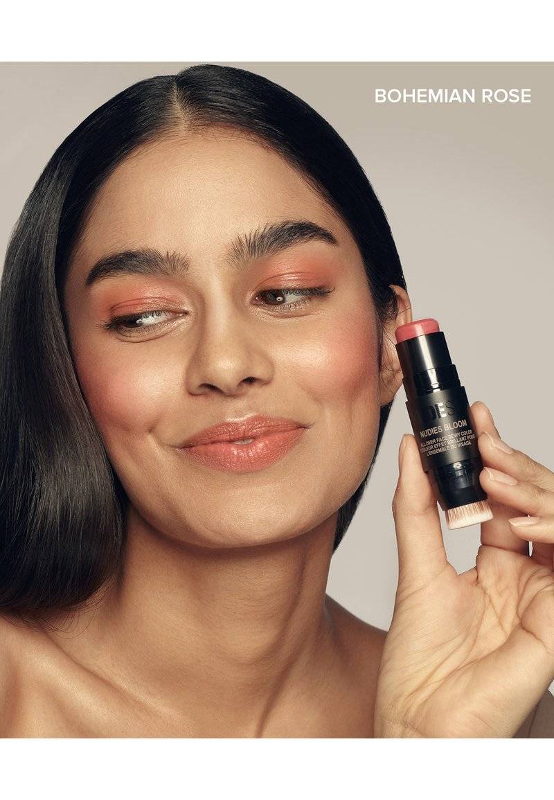 NUDESTIX NUDESTIX ROSES & HONEY NUDES (HEY HONEY, BONDI BAE, BOHEMIAN ROSE) - Makeup set Begrenzte Freigabe