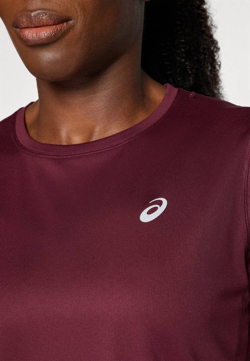 ASICS ASICS CORE TOP - Sports T-shirt - deep mars Muttertagsangebot