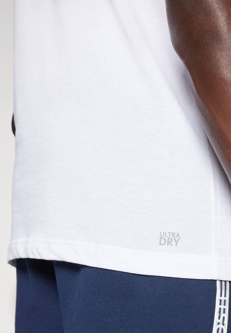 Lacoste Sport Lacoste Sport SPORTS - Basic T-shirt - white Heißer Verkauf
