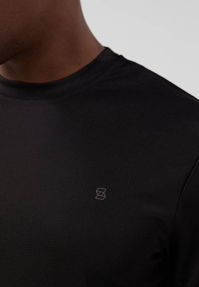 Pier One Sport Pier One Sport Basic T-shirt - black Große Rabatte