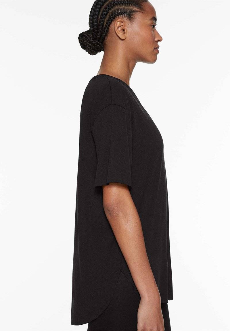 OYSHO OYSHO MODAL - Basic T-shirt - black Kauf eins, bekomm eins gratis