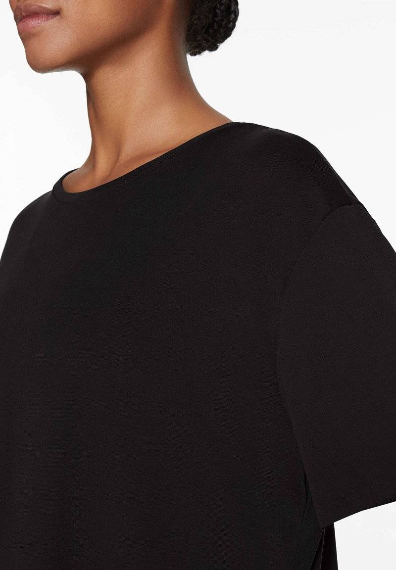 OYSHO OYSHO MODAL - Basic T-shirt - black Kauf eins, bekomm eins gratis