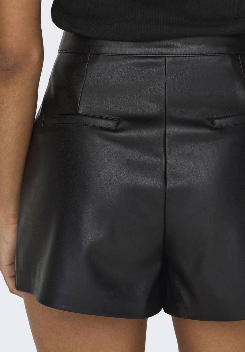 ONLY ONLY ONLTRICIA OTW NOOS - Shorts - black Letzte 3 Tage