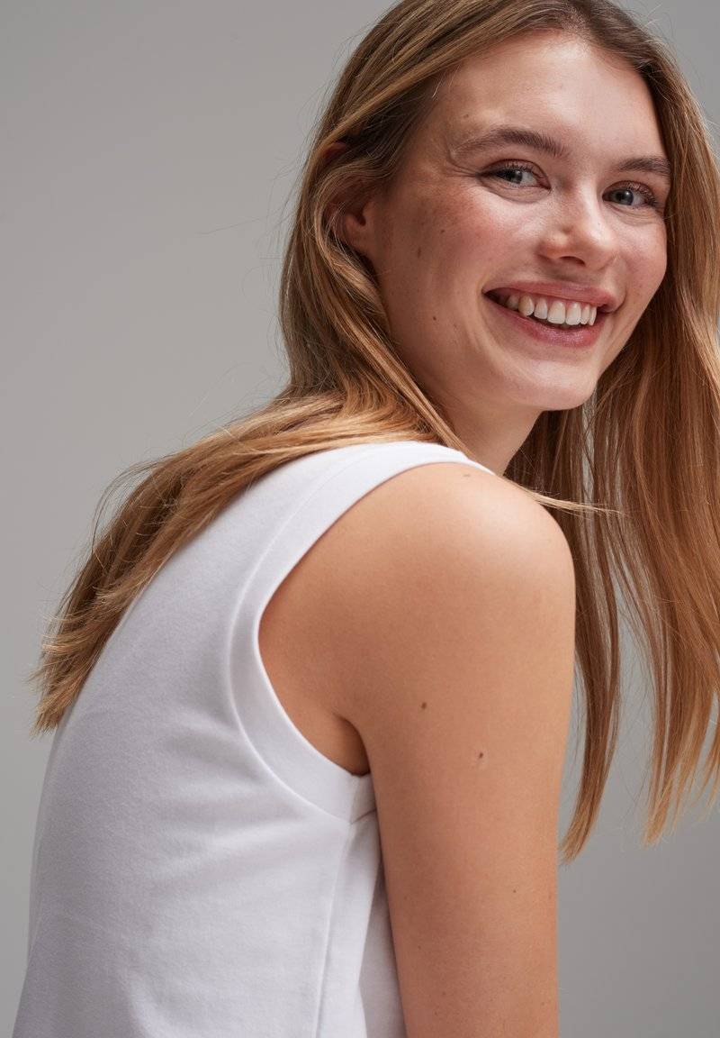 Opus Opus ILAYDA - Top - white Letzter Tag