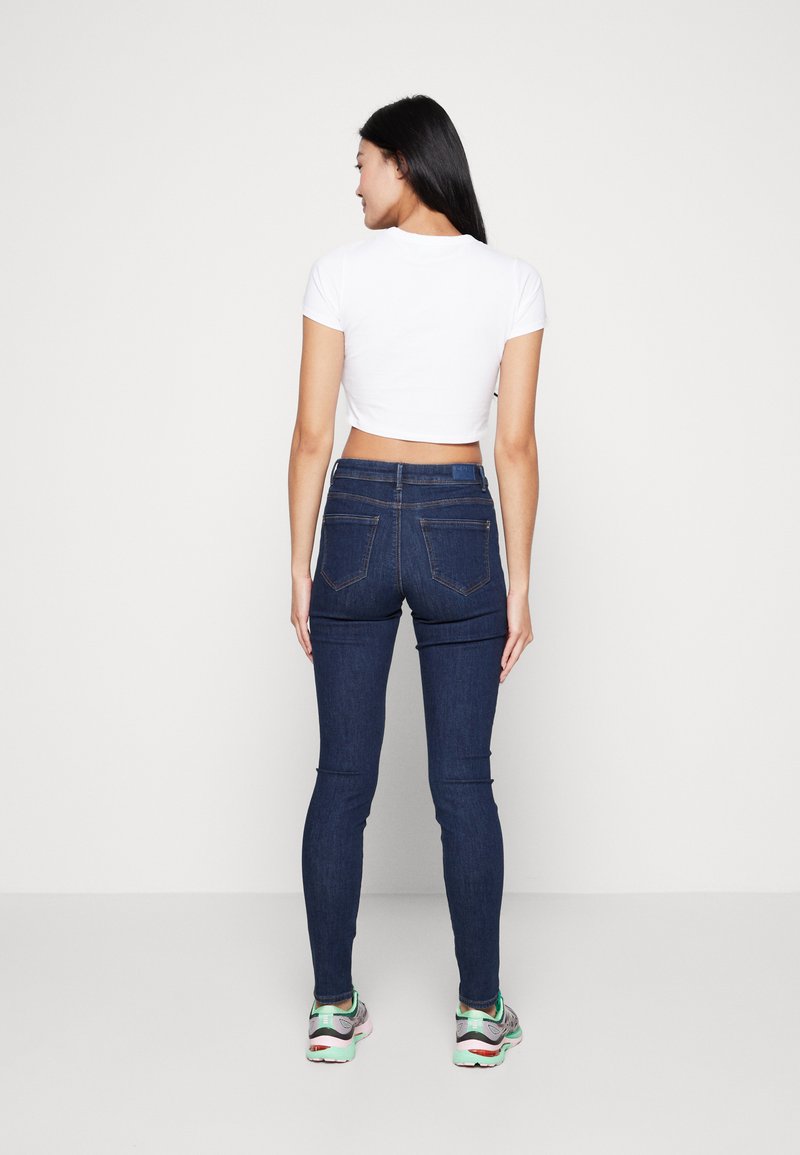 ONLY ONLY ONLWAUW - Jeans Skinny Fit - dark blue denim Vierteljährliche Förderung