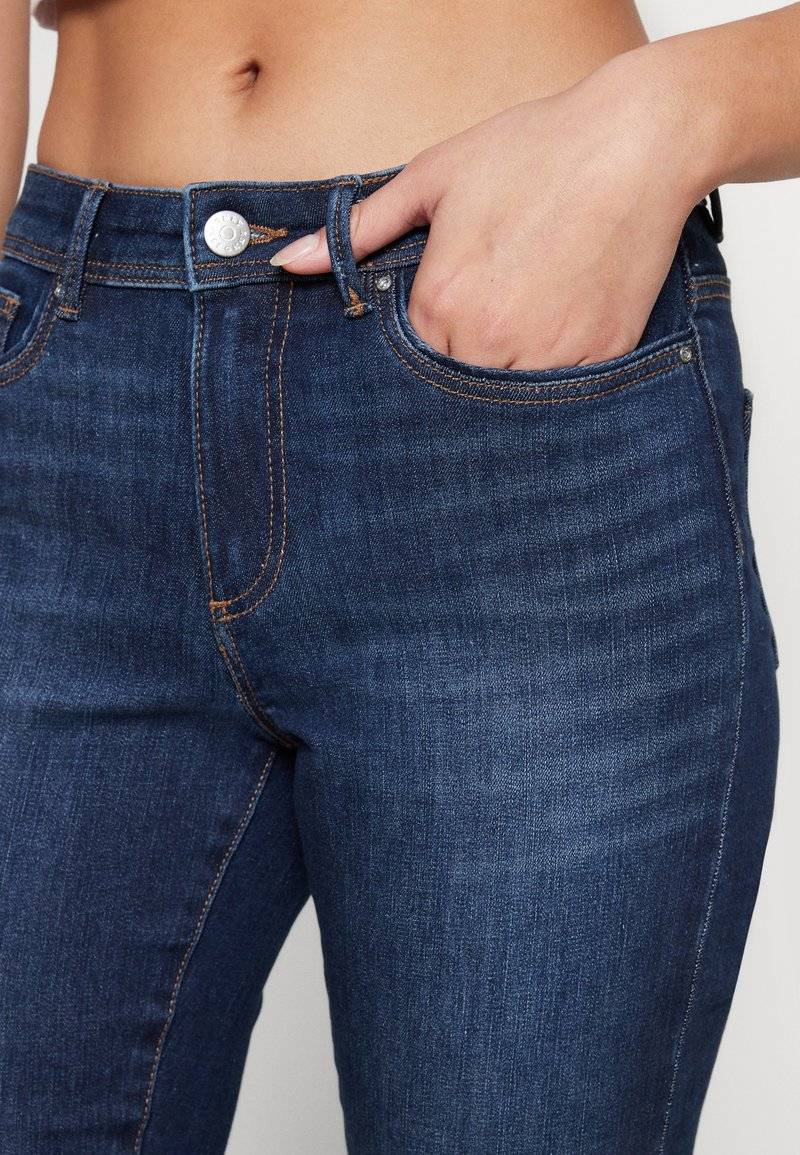 ONLY ONLY ONLWAUW - Jeans Skinny Fit - dark blue denim Vierteljährliche Förderung