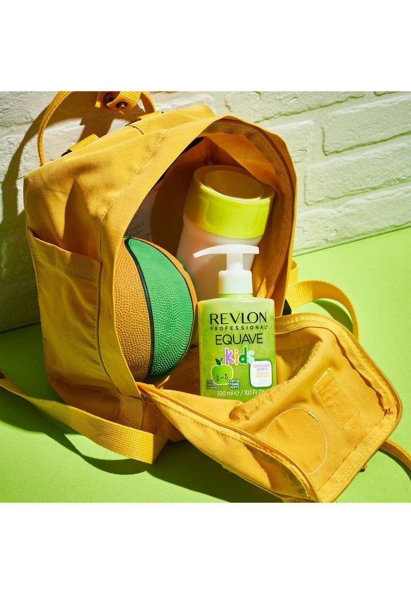 Revlon Professional Revlon Professional EQUAVE KIDS™ DETANGLING SHAMPOO GREEN APPLE FRAGRANCE - Shampoo Kauf eins, bekomm eins gratis