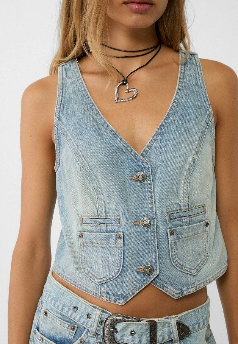 Stradivarius Stradivarius STUDDED - Waistcoat - laser denim Bis zu 50% Rabatt