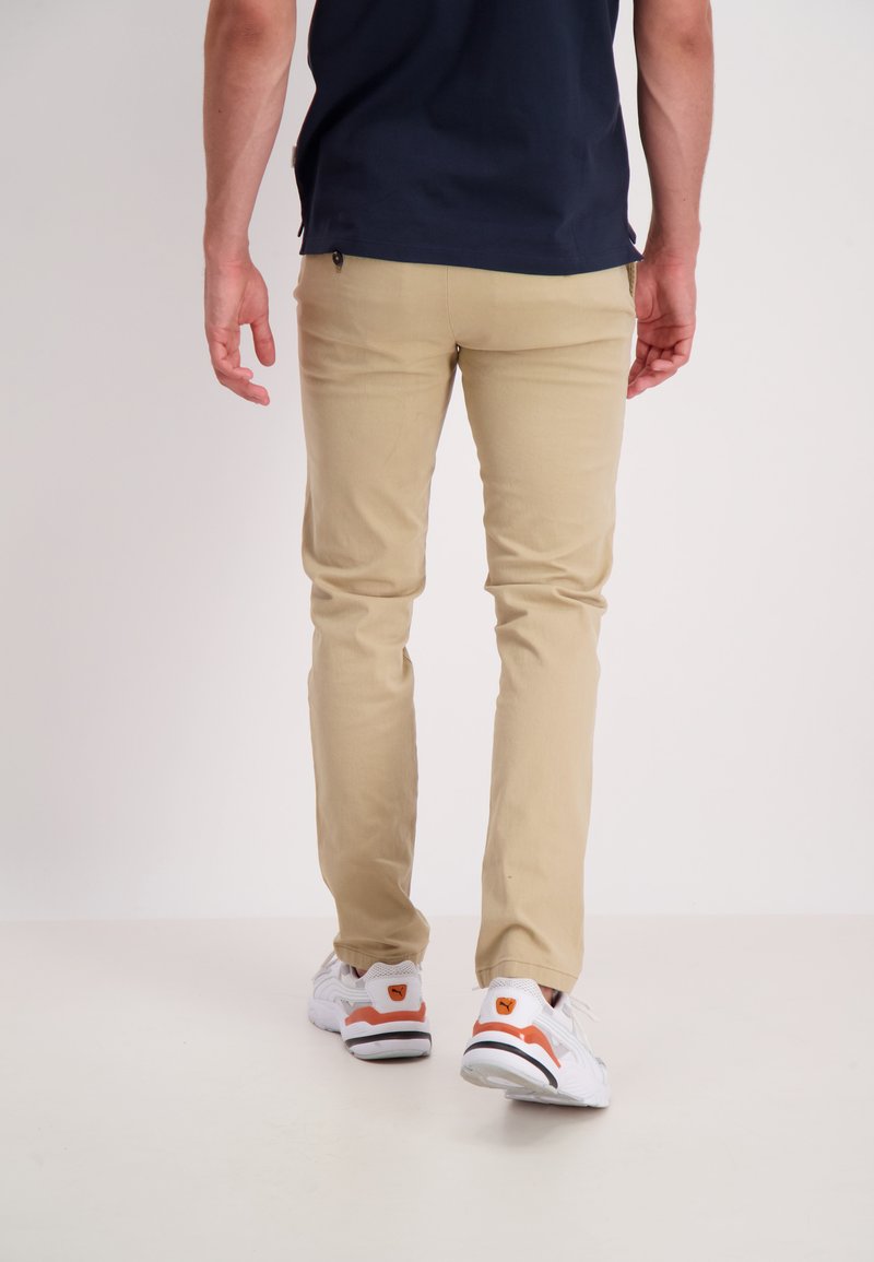 Lindbergh Lindbergh SUPERFLEX - Chinos - sand Im Verkauf