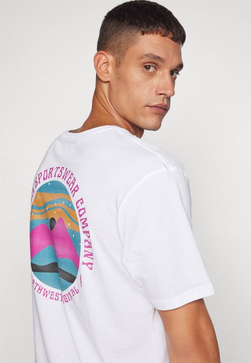 Columbia Columbia ROLLINGWOOD PARK GRAPHIC - Print T-shirt - white Online Shopping